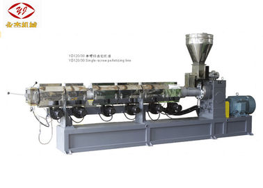 Chine Réutilisation de la coupe simple de brin de refroidissement par l&#039;eau de machine de boudineuse à vis de flocon en plastique usine