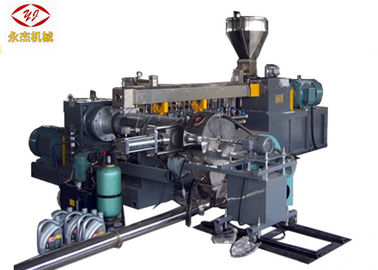 Chine Machine en plastique complètement automatique d&#039;extrusion, machine de granulation de PVC résistante usine